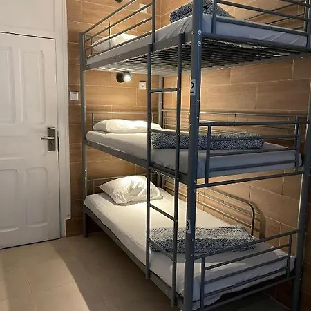 Hostel Samps